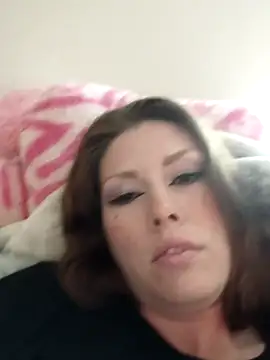 LexiBanks23 nude on cam for live porn chat