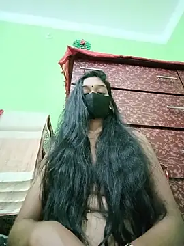 Sathi- nude on cam for live porn chat