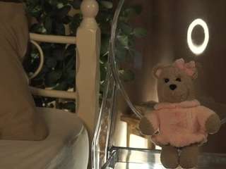 cuteelsa nude on Live Sex Chat