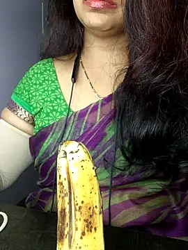 Lick_likitha nude on cam for live porn chat