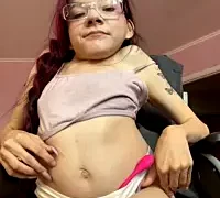 MiniSophiaa nude on cam for live porn chat