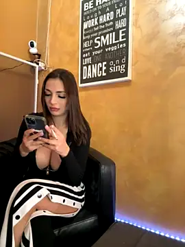 RebecaCrox nude on cam for live porn chat