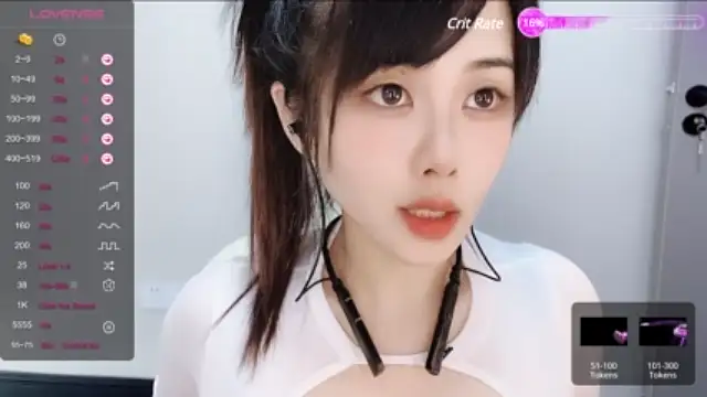 Huangbaob nude on cam for live porn chat