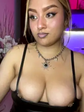 Iam_Miaa nude on cam for live porn chat
