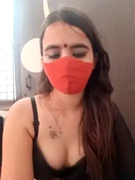 lovelydesi21 nude on cam for live porn chat