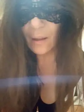 Melanya83 nude on cam for live porn chat