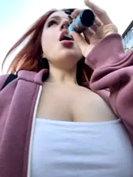 RedKarina nude on cam for live porn chat