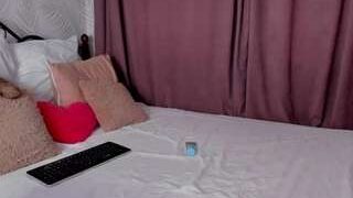 Sofie-Snowcat nude on Live Sex Chat