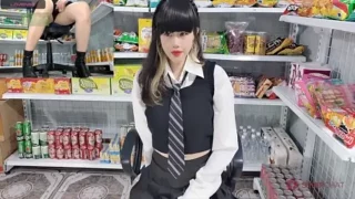 _7Eleven_ nude on webcam for live sex chat