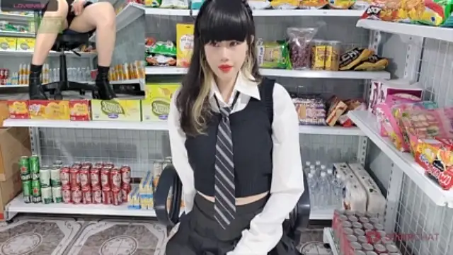 _7Eleven_ nude on webcam for live sex chat