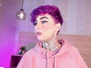 Alice Shazaham fully nude on Live Sex Chat