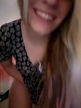 CelestialFoxxx nude on webcam for live sex chat