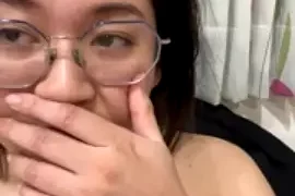 F-nini nude on webcam for live sex chat