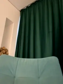 Lady_MiaOlson nude on webcam for live sex chat