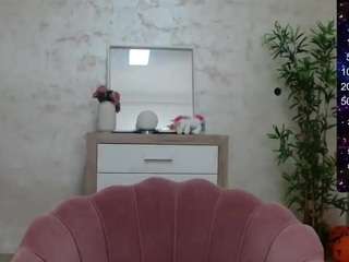 Lexi-Goddess fully nude on Live Sex Chat