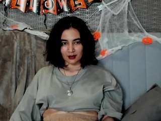 Mellisa-Hassan nude on Live Sex Chat