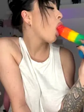 na_dolli nude on webcam for live sex chat