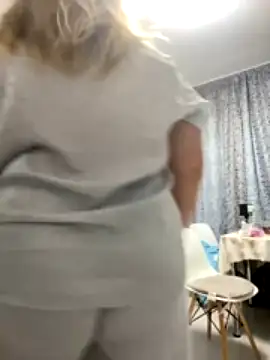 SofiaAdams nude on webcam for live sex chat