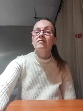 Evelina_cute nude on webcam for live sex chat