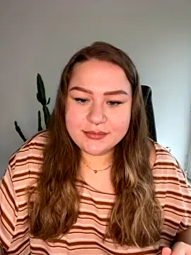 fatASSteen nude on webcam for live sex chat