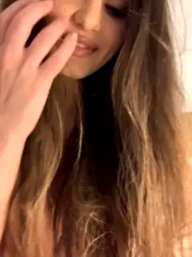 LadyFit nude on webcam for live sex chat