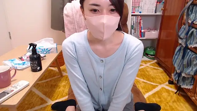 NANAMI_xx77 nude on webcam for live sex chat