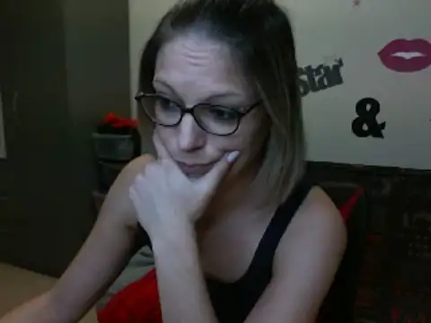 alixfeeling nude on webcam for live sex chat