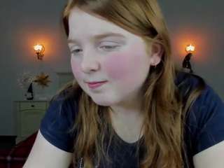 Britneylugg fully nude on Live Sex Chat