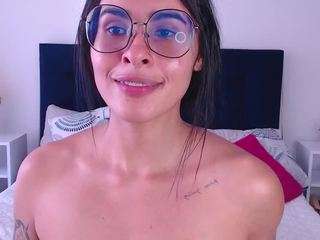 Danna Ray fully nude on Live Sex Chat