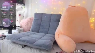 LaRouxxx nude on webcam for live sex chat