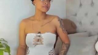 Aixa fully nude on Live Sex Chat