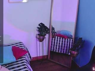 barelylegel fully nude on Live Sex Chat