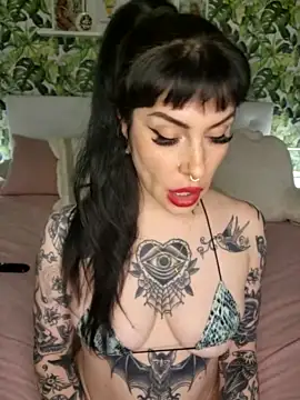 chicaghoul nude on webcam for live sex chat