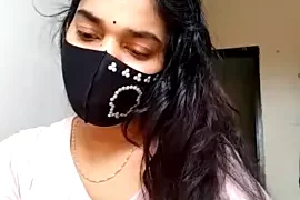 Cutiee_Sarah nude on webcam for live sex chat