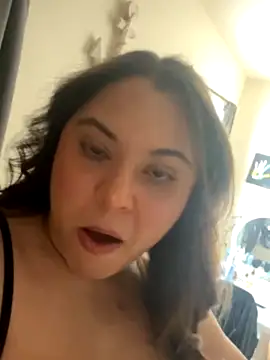 daddyslittleleah nude on webcam for live sex chat