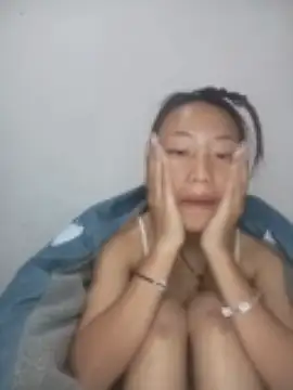 gxlzr nude on webcam for live sex chat