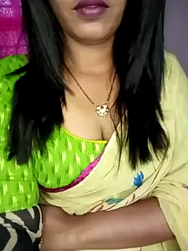 Kannadasundri143 nude on webcam for live sex chat