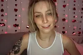 LilyOrion nude on webcam for live sex chat