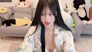 lvy8 nude on webcam for live sex chat