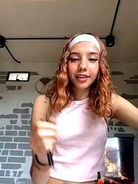 MIA_CUUTE- nude on webcam for live sex chat
