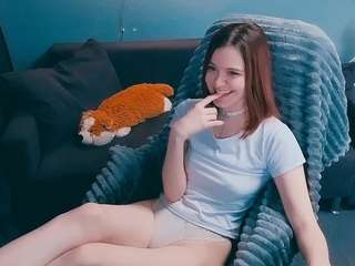 VictoriaElice fully nude on Live Sex Chat
