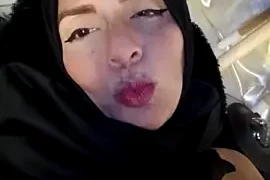 Aasiyah_Saud nude on webcam for live sex chat