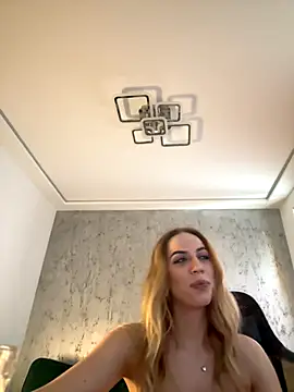 AlyaQueen nude on webcam for live sex chat