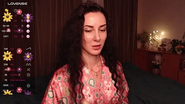 AuroraGreys nude on webcam for live sex chat