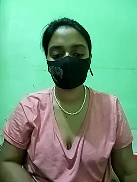 Bela-Bose nude on webcam for live sex chat