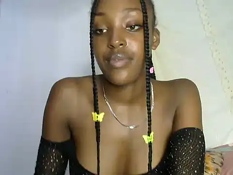 coco-bela nude on webcam for live sex chat