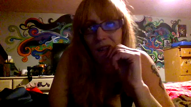 DelmarSlut nude on webcam for live sex chat