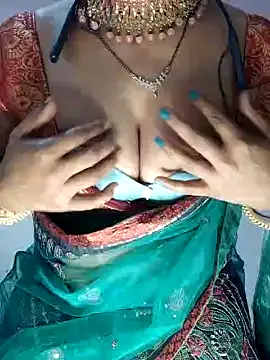 Desi_Bhabi03 nude on webcam for live sex chat