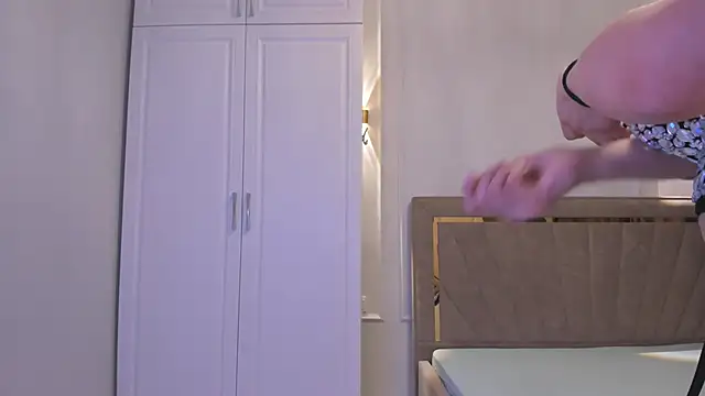 heemia nude on webcam for live sex chat