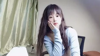 Henrietta- nude on webcam for live sex chat